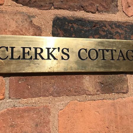 Clerks Cottage Аптон-апон-Северн Экстерьер фото
